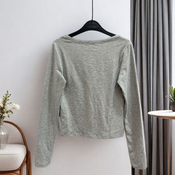 Women's Ribbed Henley Long Sleeve Top - Sweetheart Neck Button Detail (Heather Grey/Black/White)