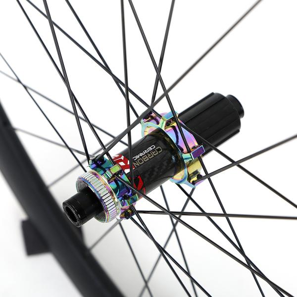 Light Weight 700 X 25C Carbon Fiber Wheelset With Ceramic Hub