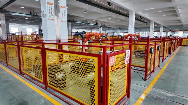 Industrial Gantry Type Robotic Laser Welding Machine, 2000W For Automotive Parts Manufacturing