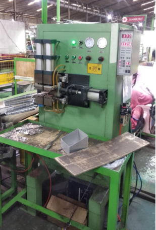 Утюг сварки диаметра сварочного аппарата 350mm сопротивления PLC одиночный, который встали на сторону