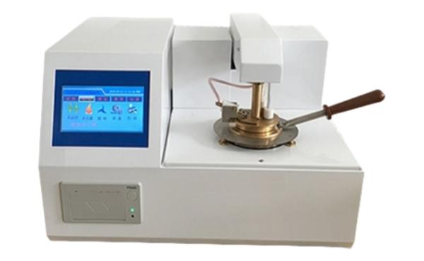 Testeur de point d'éclair automatique à affichage LCD RT ~ 400°C Refroidissement par air forcé ASTM D92