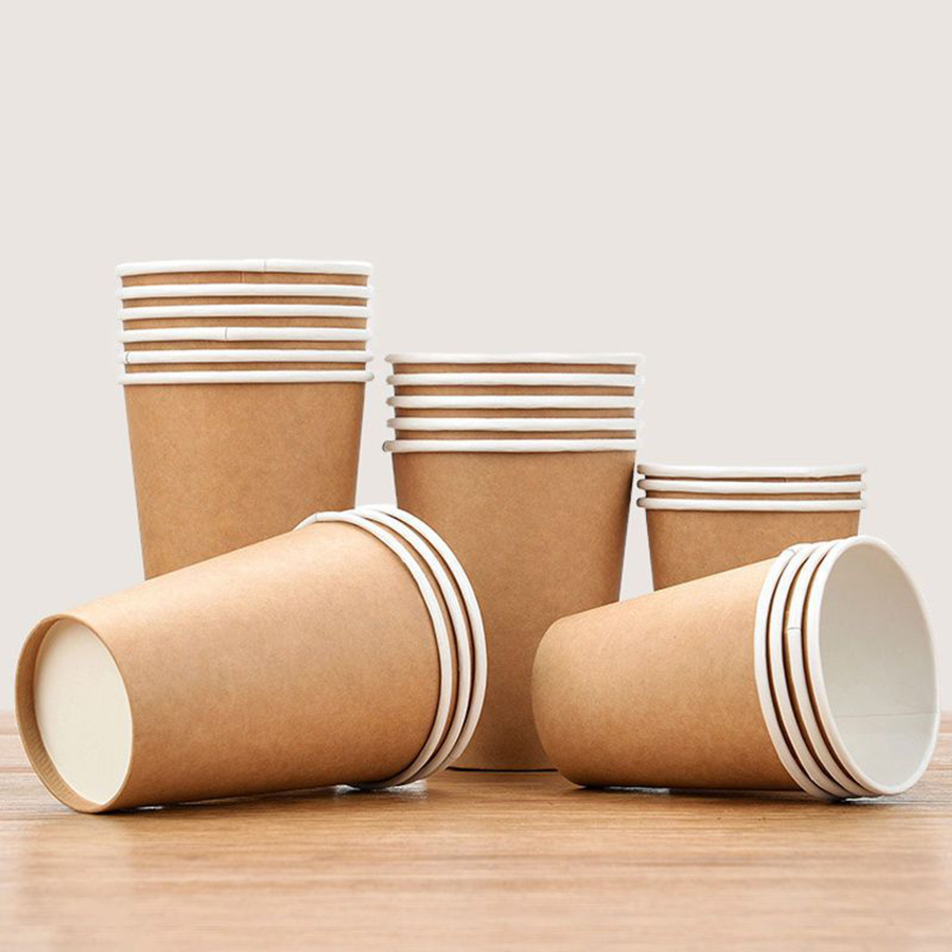 Устранимые бумажные кофейные чашки Tableware 330GSM/350GSM с крышками