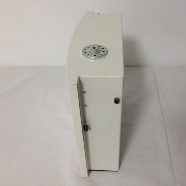 White Metal DC 12V Commercial Scent Diffuser Connect To HVAC For Hotel Room