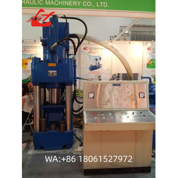 Hydraulic 2500KN Scrap Metal Briquette Press 18.5kW For Metal Recycling Industry