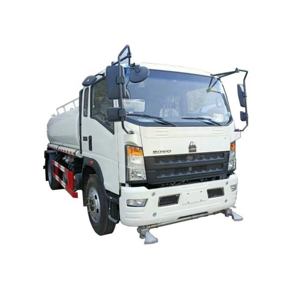 SINOTRUK HOWO 4x2 Potable Water Truck Water Carrier Truck Water Carrying Truck