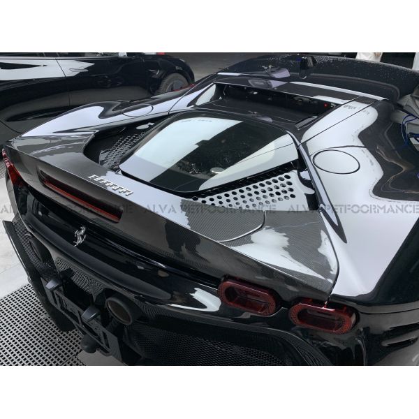 2021 Ferrari SF90 Dry Carbon Fiber Body Kits Front Lip Side Skirts Rear Diffuser Rear Spoiler Replacement Components