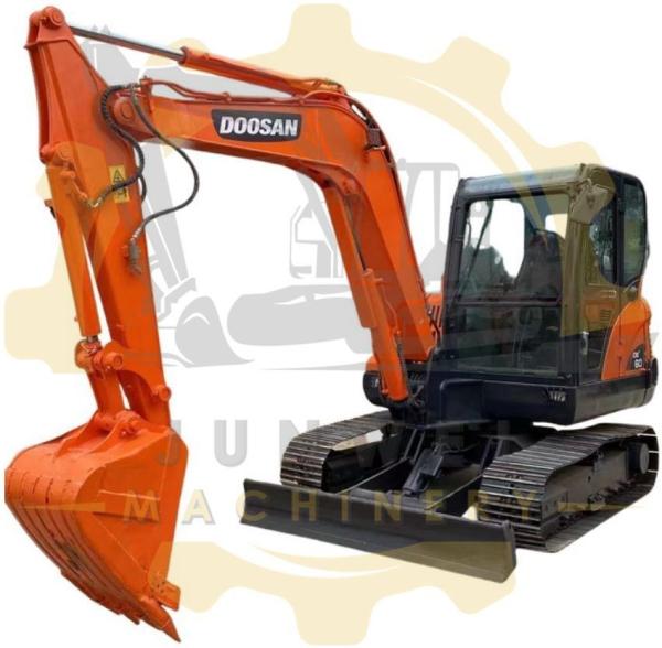 TOSHIBA Hydraulic Cylinder 68kw Korea Mini Excavator Doosan DX60 DH55 60 Used Digger