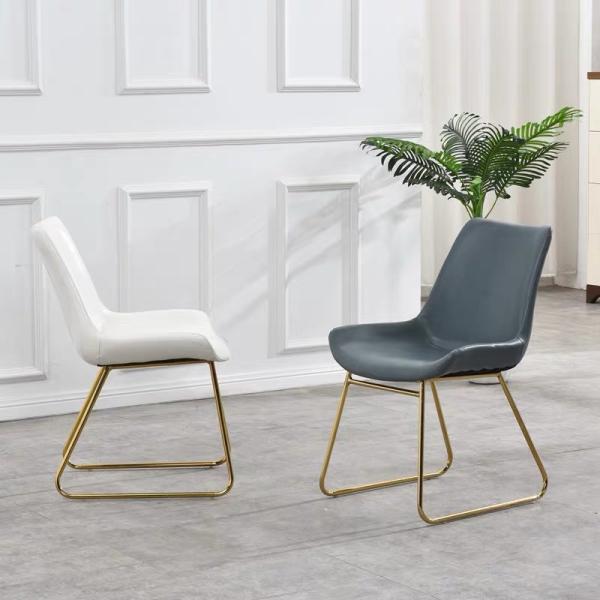 H84*W53*D48cm Leather Seater 15KGS Modern Leisure Chair
