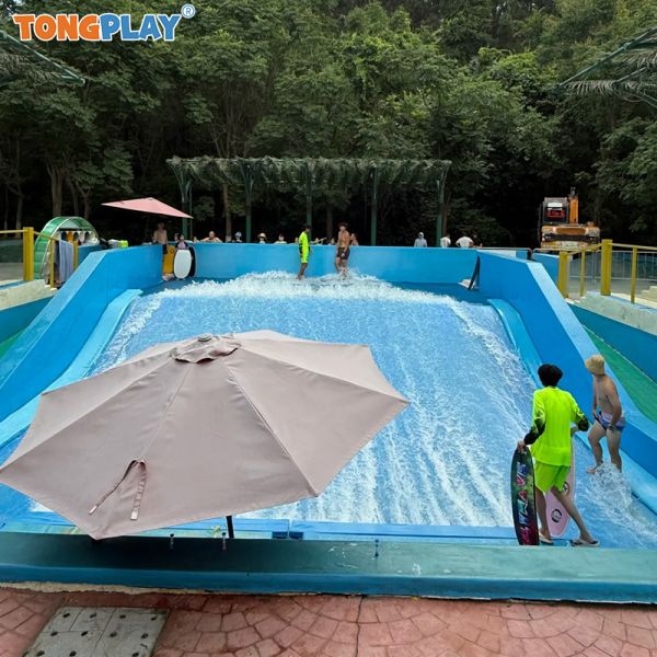 Commercial Wave Pool Water Play Equipment with 18.7m × 13.4m Dimensions and 420m³ Pool Capacity