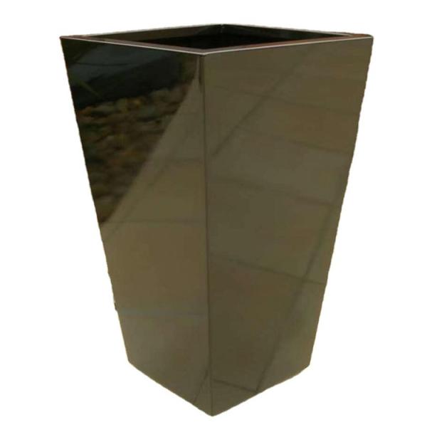 Fácil montar las macetas verticales de los altos plantadores blancos