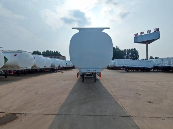 3 Axles 45m3 Tanker Trailer with Jost E100 Landing Gear Transport Oil Diesel Petro Fuel