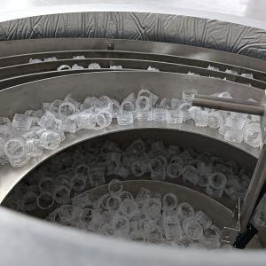 Máquina de ensamblaje de tapas Heli automatizada no estándar, fabricada en acero inoxidable, no es fácil de dañar. La máquina está hecha de material grueso y duradero.