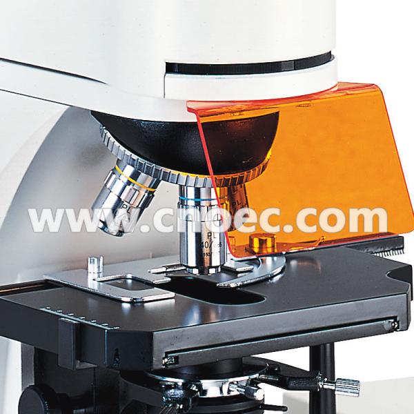 Microscópio de fluorescência largo do campo