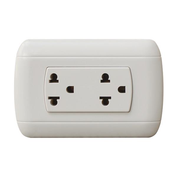 110V - 250V 16A 2 Gang Socket Three Hole Over Current Protection Durable