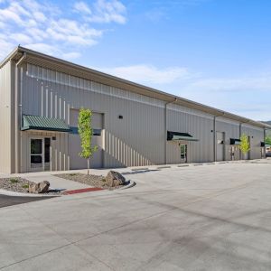 Commercial Steel Warehouse Building Earthquake Resistant with Sliding Door