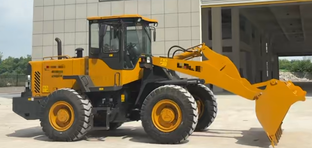 Used Chinese brand loader 3 tons in excellent condition load capacity rated power 118 kW for construction