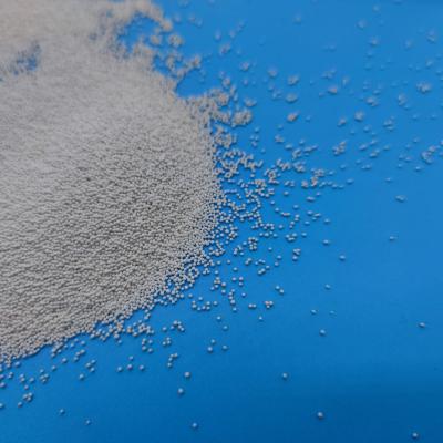600-850μM Sandblasting Abrasive Material White Ceramic Cleaning Media B20