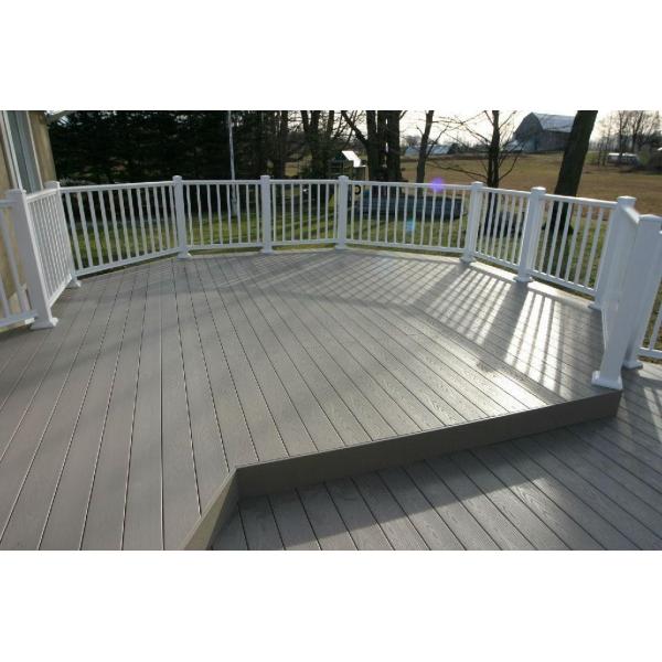 Outdoor Garden Flooring and Fence Waterproof WPC Decking with Bias Tire