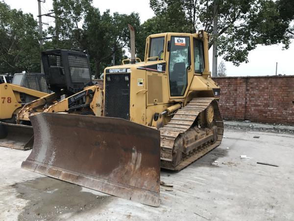 Escavadora Caterpillar D5N XL da mão do motor segundo do CAT 3126BT 3505 de 6cbm horas de capacidade da lâmina