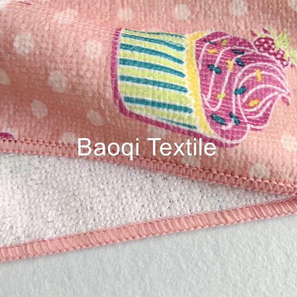 Chinese single side printed 100% poly kitchen wipes，,microfiber cake towels  kitchen cleaning rags size 40cm*60cm