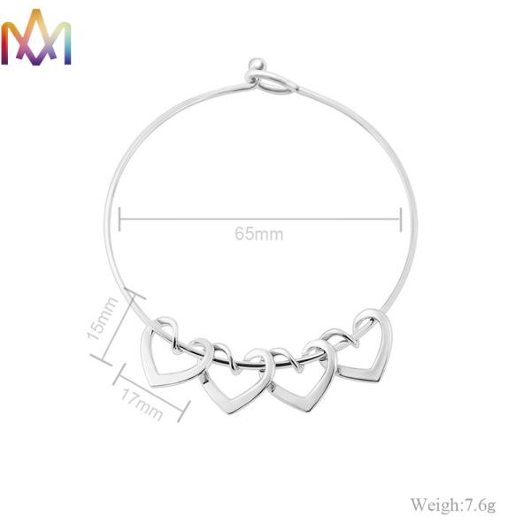Браслеты женщин 65MM выгравированные со шкентелем сердца