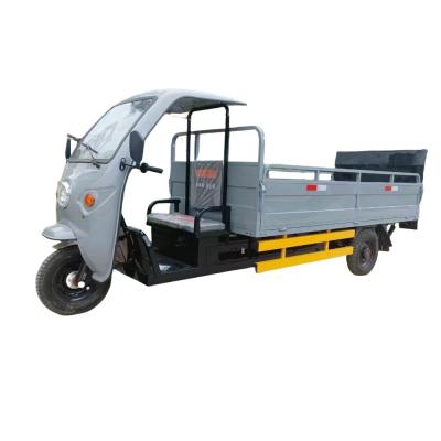 Pure Electric Sanitation Tricycle 800kg Payload Six Barrel Tailboard Tricycle