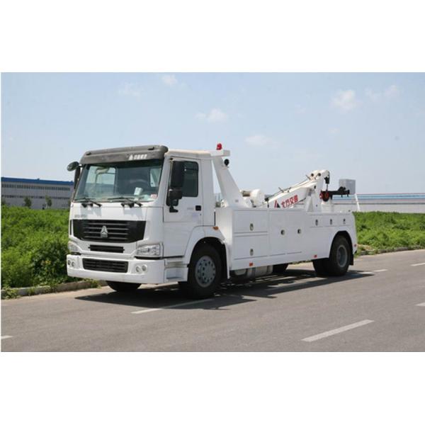12 Wheels Heavy Duty Tow Truck , 30 Ton Emergency Tow Truck 336HP ZZ1317N4667C