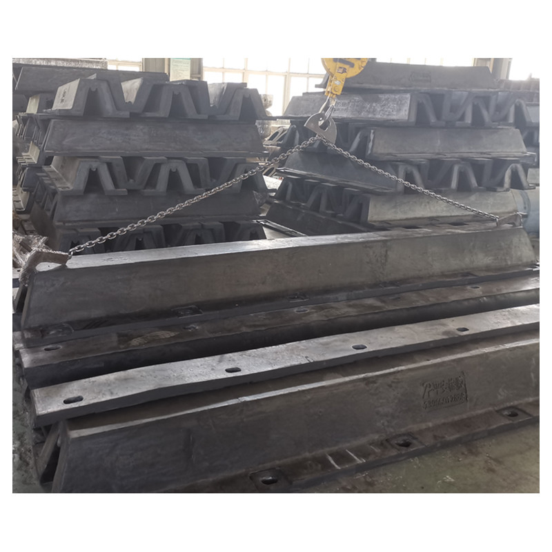 Standard Size High Energy Absorption Solid Super Arch Rubber Fender