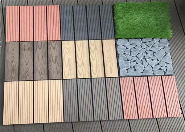 Anti - Slipping Interlocking Wood plastic Composite Deck Tiles Outdoor 300 * 300mm