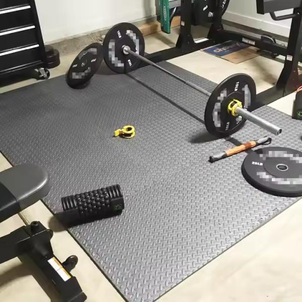 Shock Absorbing Noise Reducing Interlocking Flooring Tiles For Weight Rooms & Workouts