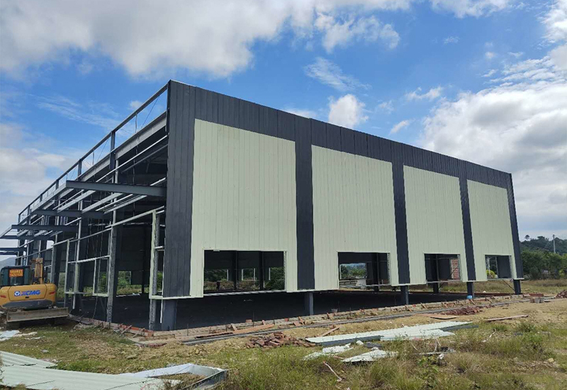 Anti Wind Q235B Q355B Warehouse Steel Structure High Customizability Modern Design