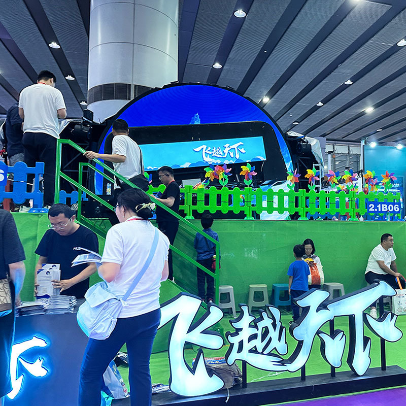 Sensory Dome Theater with Wind and Fragrance Effects for More than 10 Passengers and 1-Year Warranty