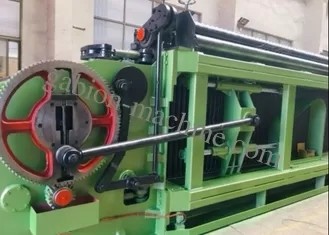 Three Twist 3.0mm Diameter Gi Wire Net Chicken Mesh Making Machine