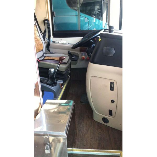 54 места 274КВ использовали представление двигателя Вайчай автобусов ИУТОНГ большее для путешествовать