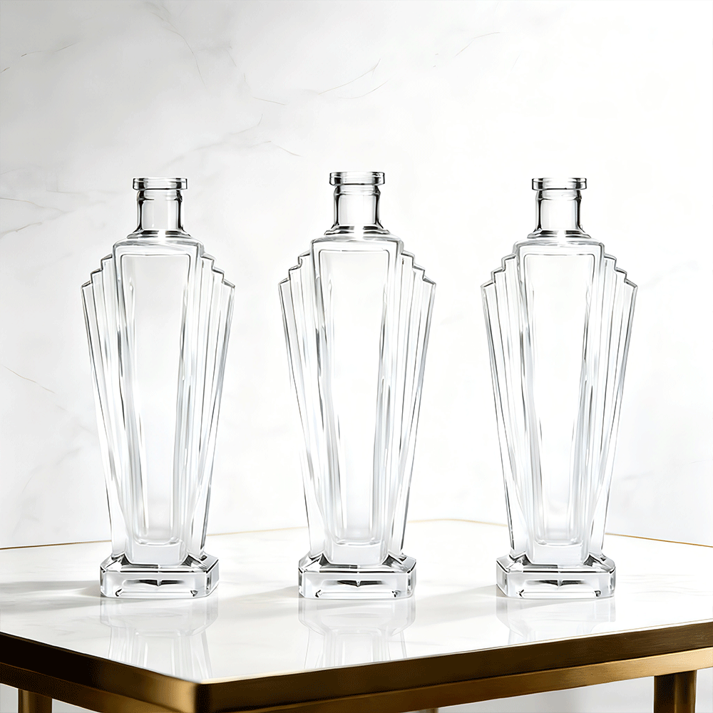 Custom Square Shape Glass Liquor Bottle Customizable Surface For Wine Whiskey Vodka Tequila