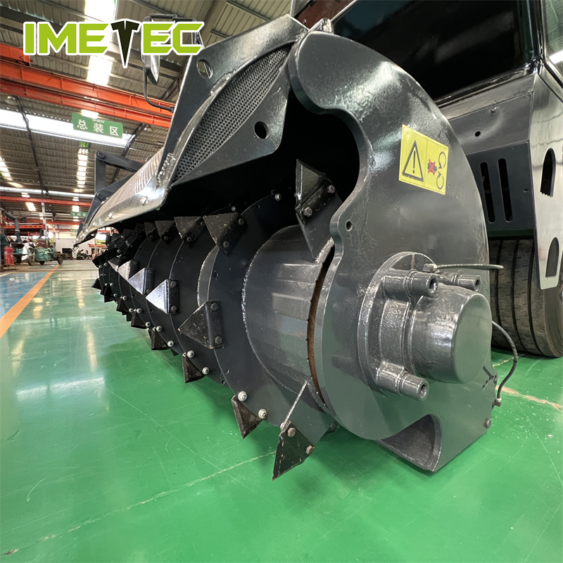 ODM Self Propelled TMR Feed Mixer Wagon Mixer Integrated Mixing Stirring Conveying And Feeding