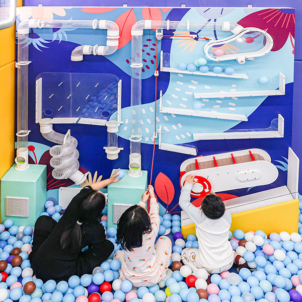 Ocean Ball Wall Game