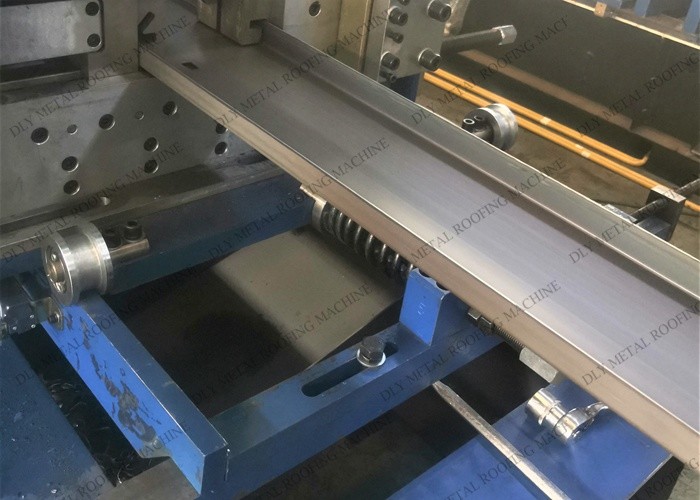 крен Purlin 380V u формируя Purlin вырезывания машины гидравлический свертывает бывшее