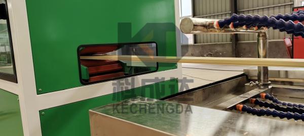 37kw PVC Plastic Profile Extruder Machine Grille Wall Panel 180kg/H Wpc Extruder Machine