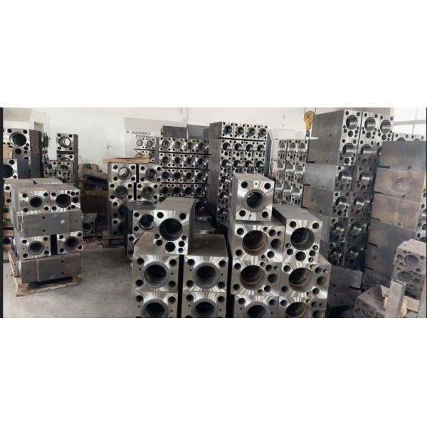 SB151 Tool Chisel 175mm SOOSAN Breaker Spare Parts Rock Breaker Hammer Top Middle Cylinder Body