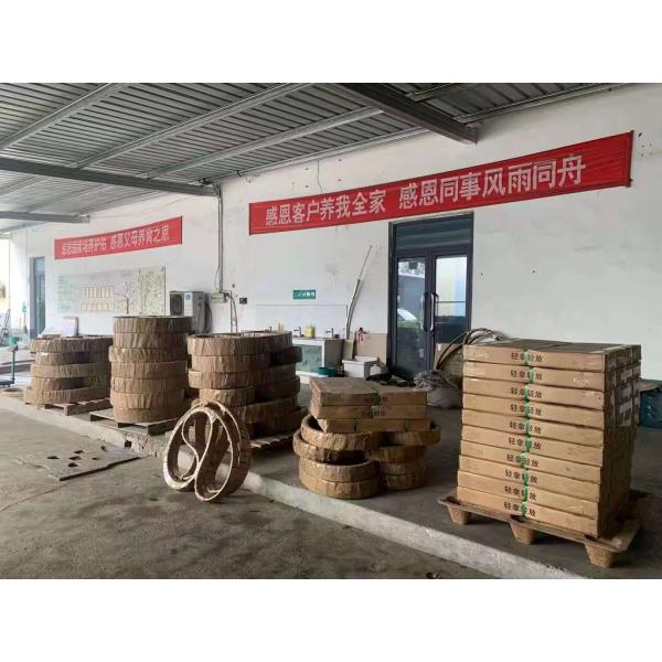 Точная столовая пила для резки древесины Вертикальная деревянная лента пила для продукта