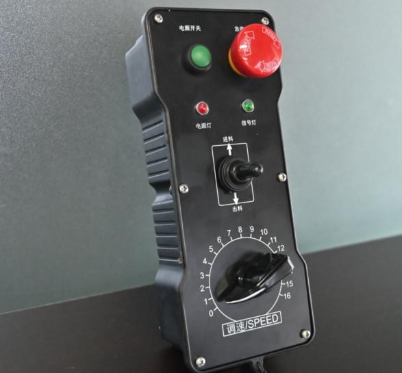 Handheld Toggle Switch Remote Control 433MHz For Concrete Pump Truck