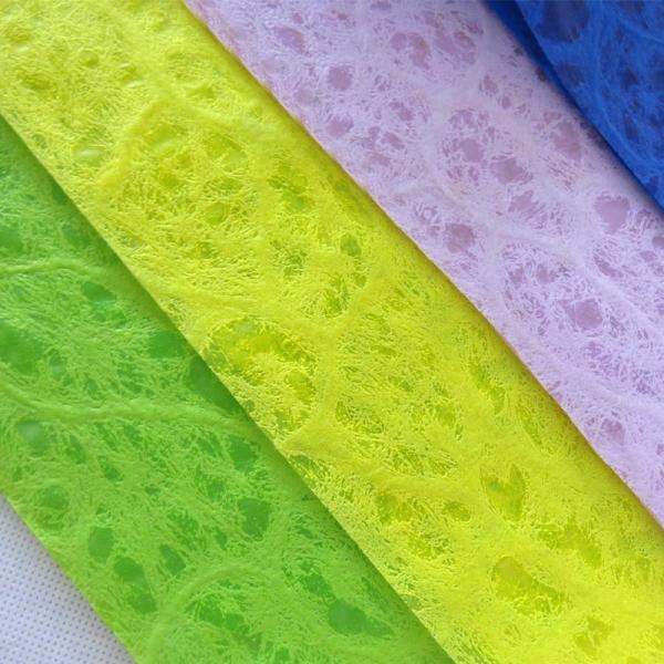 3D Embossed Nonwoven Florist Wrapping Paper Eco Friendly Flower Wrap 58cm*10m