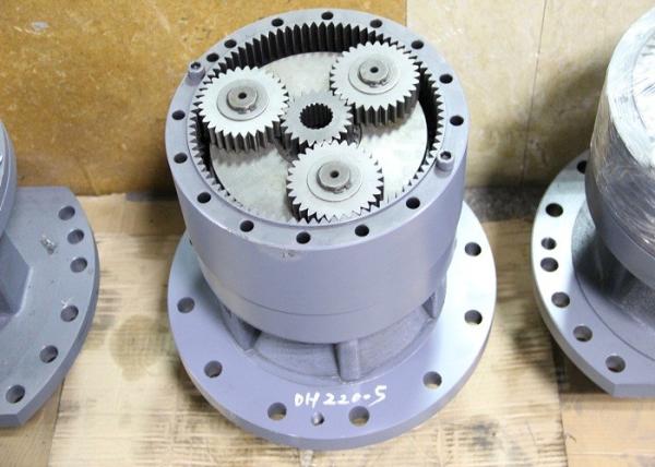 Gray Swing Speed Reducer SM220-1M for Hyundai R215 R225 Doosan DH225-7 DH258-7 Exavator