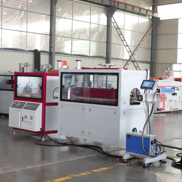 Fully Automatic PVC Water Supply Pipe Extrusion Line Plastic Drainage Pipe Manufacturing Machine