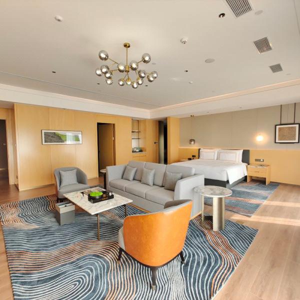 Standard King Size Bedroom Set Furniture For WYNDHAM-GRAND-ZQ Resort Hotel In Foshan
