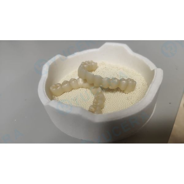 Yucera 4D Pro Zirconia Dental Whole Sale Multilayer Zirconium Disc Ceramic  for Cad Cam High Transmittance