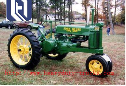 New Designed 4 Wheel Drive Lawn Tractor / Farm Four Wheel Tractor 30 Hp