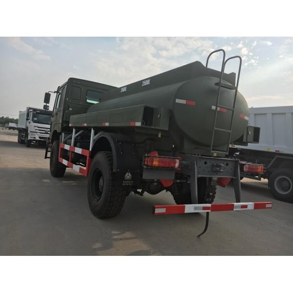 SINOTRUK HOWO 4x4 вся автоцистерна топлива привода 290hp 5000L колеса с насосом