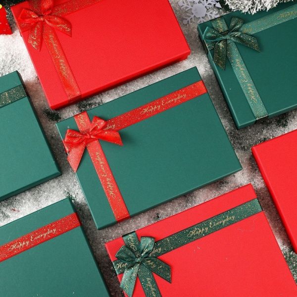 Christmas Gift Box Present Box For Pajamas Scarves Ideal For Christmas Eve Gifts